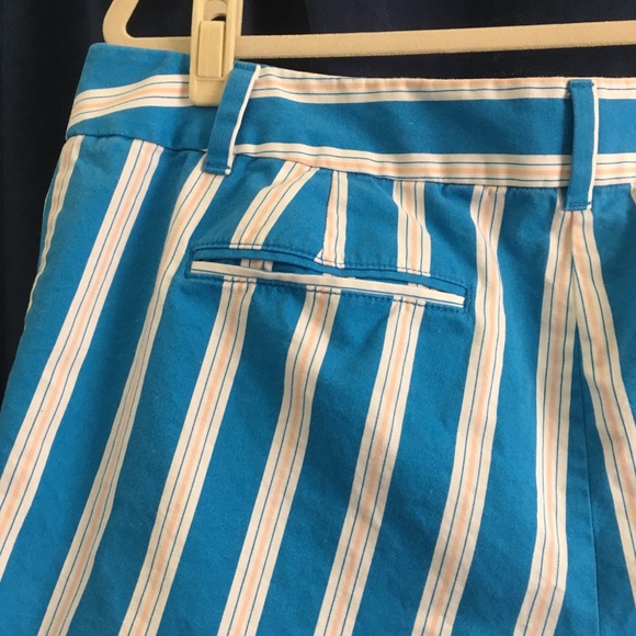 LOFT | Striped 6” Shorts - Picture 5 of 6